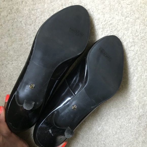 East 5th Classic Black Peep-Toe Heels 👠 - Picture 4 of 4